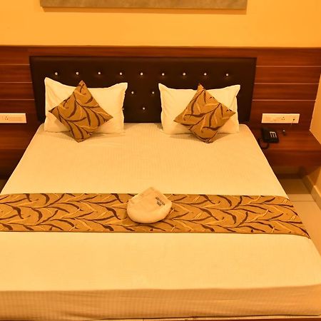 Hotel Four Seasons Velankanni Exterior photo